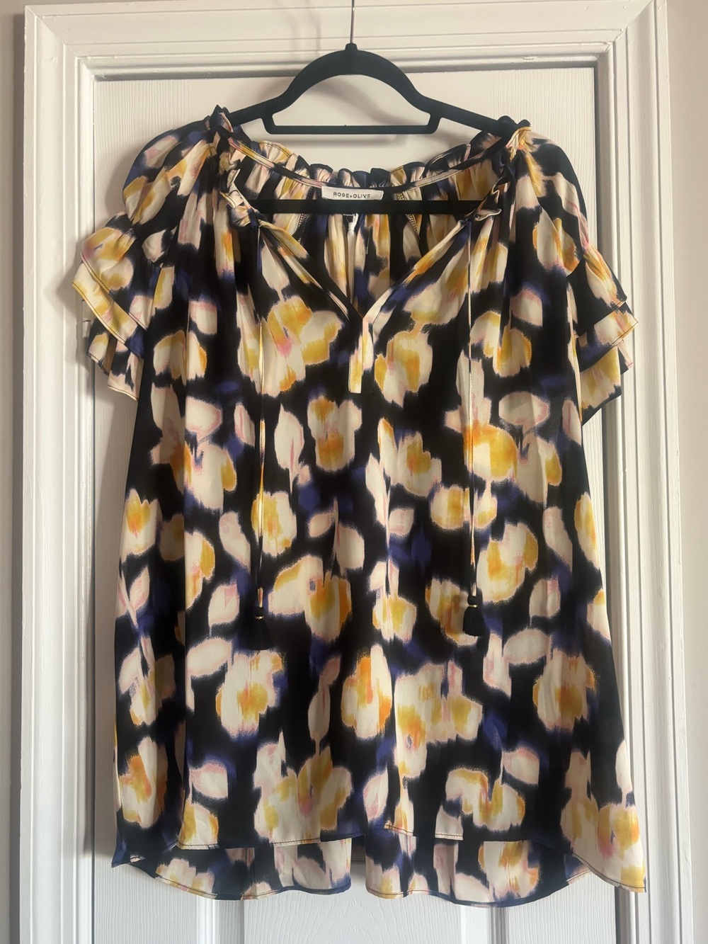 Rose & Olive Black Floral Tie-Neck Peasant Top NWT